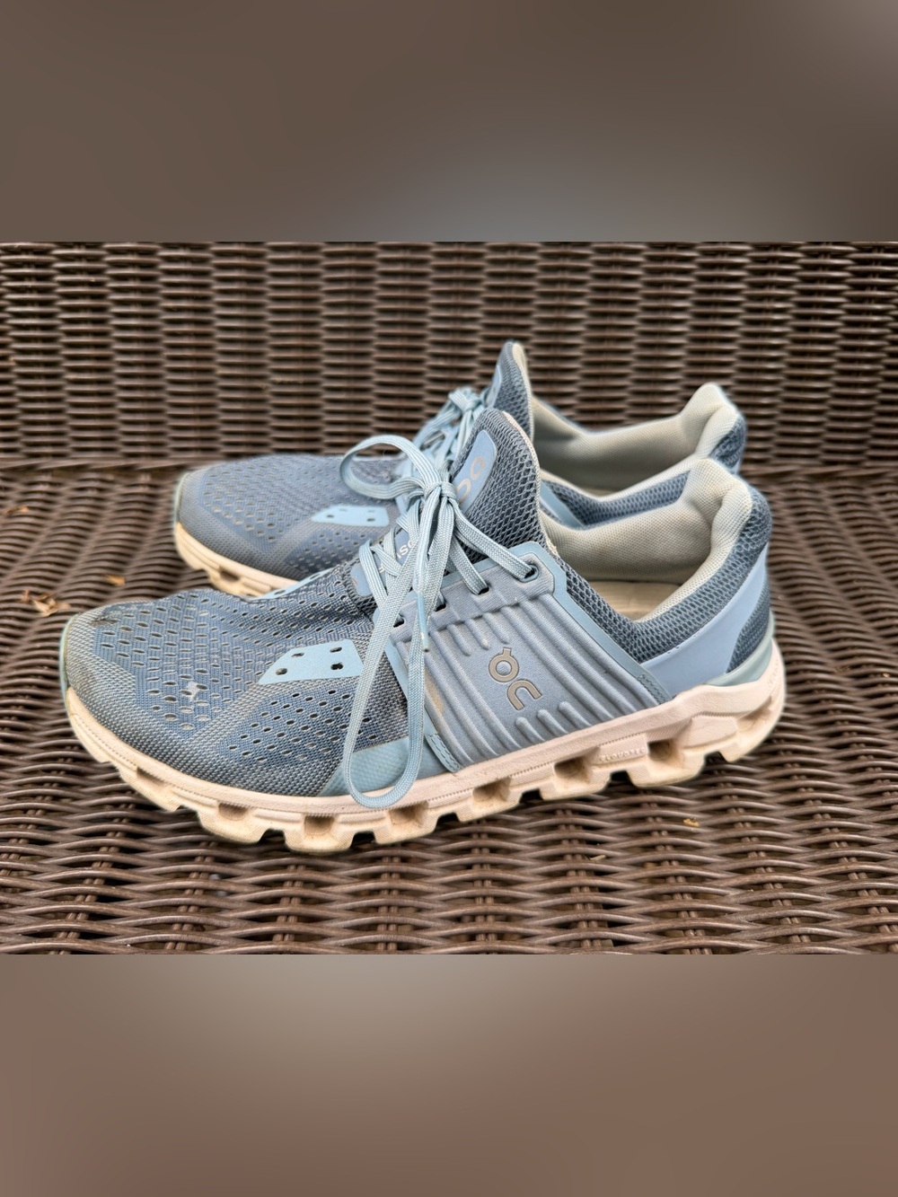 On Cloud Size 9.5 On Cloudswift Lake Sky Women Sneaker Shoe